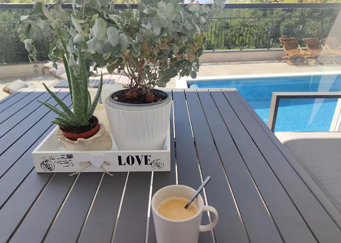 Luxury Hator Apartment